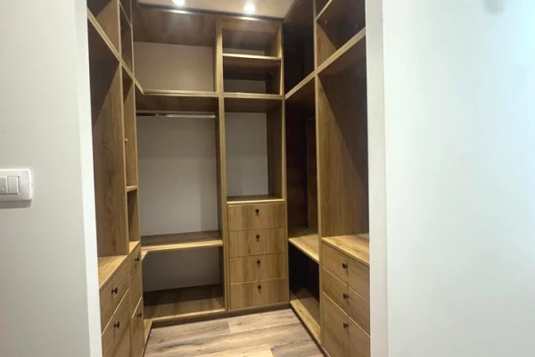Duplex (2 storey house) for sale in Tirana 2+1, Furnished