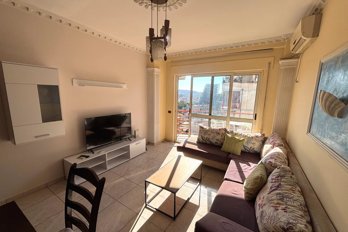 Shtepi me qera Apartament ne Tirane, 2+1, Mobilimi E mobiluar, Pagesa 75,000  Leke.