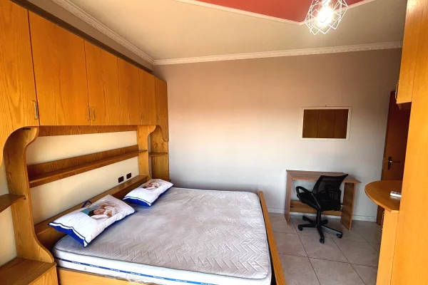 Shtepi me qera Apartament ne Tirane, 2+1, Mobilimi E mobiluar, Pagesa 75,000  Leke.