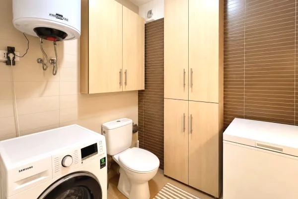 QYTET STUDENTI, Kompleksi Ana.   Shesim apartament: 2+1 +2 tualete. 