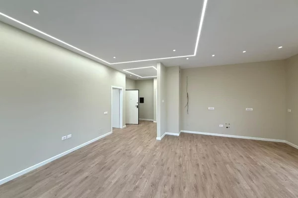 Shtepi ne shitje Apartament ne Tirane, 2+1, Mobilimi Bosh, pa mobiluar, Pagesa 330,000  Euro.