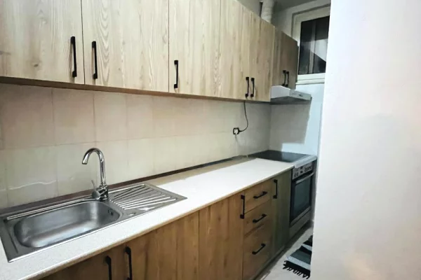 Appartamento in affitto a Tirana 1+1, Arredato