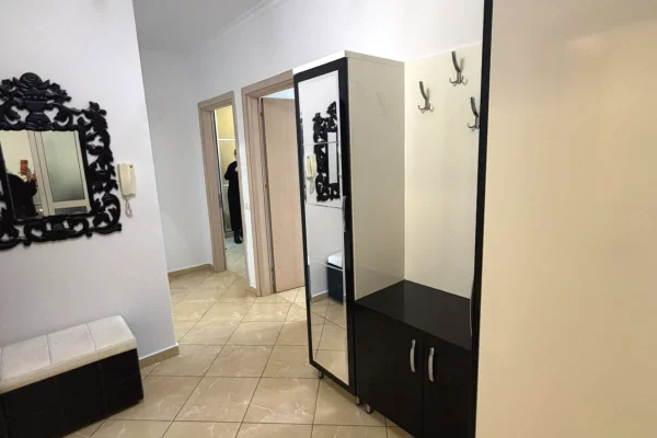 Shtepi me qera Apartament ne Tirane, 2+1, Mobilimi E mobiluar, Pagesa 800  Euro.