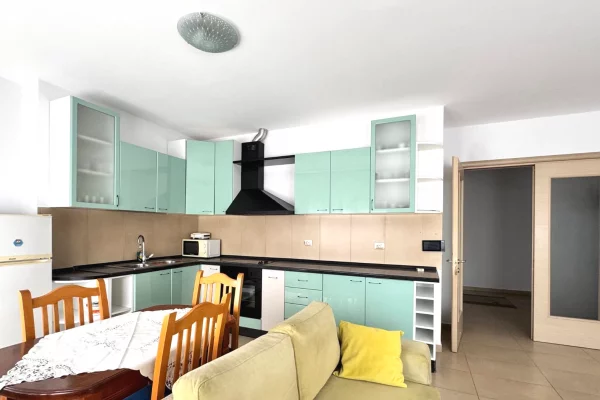 Shtepi me qera Apartament ne Tirane, 2+1, Mobilimi E mobiluar, Pagesa 70,000  Leke.