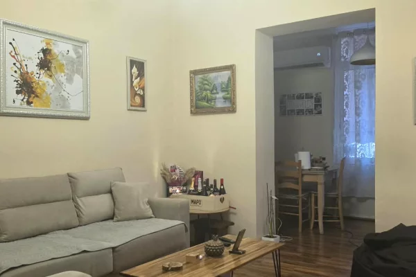 SHITET APARTAMENT 2+1 TE SHALLVARET