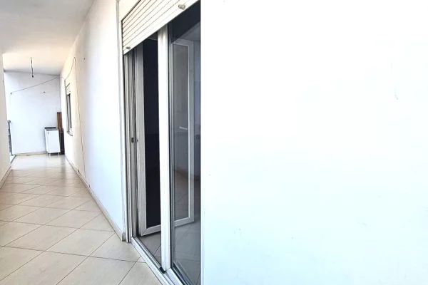 Shtepi ne shitje Apartament ne Tirane, 1+1, Mobilimi E mobiluar, Pagesa 15,900,000  Leke.