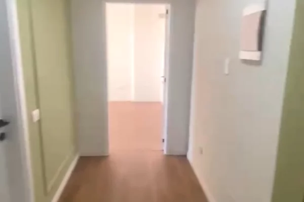 Shtepi ne shitje Apartament ne Tirane, 2+1, Mobilimi Bosh, pa mobiluar, Pagesa 11,200,000  Leke.
