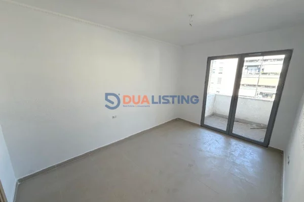 Shtepi ne shitje Apartament ne Tirane, 2+1, Mobilimi E mobiluar, Pagesa 16,425,000  Leke.