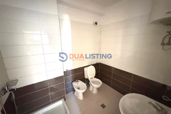 Shtepi ne shitje Apartament ne Tirane, 2+1, Mobilimi E mobiluar, Pagesa 16,425,000  Leke.