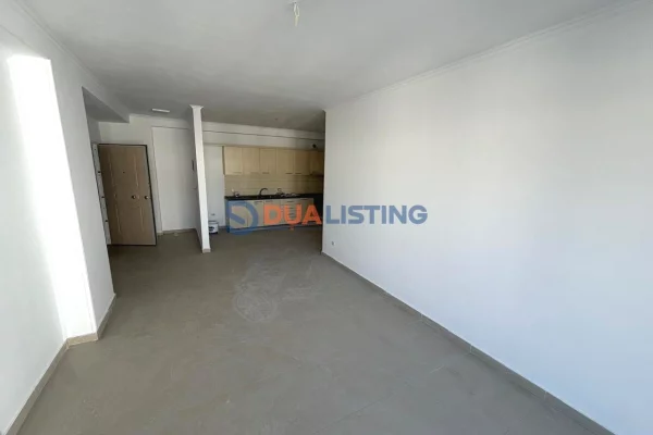 Shtepi ne shitje Apartament ne Tirane, 2+1, Mobilimi E mobiluar, Pagesa 16,425,000  Leke.