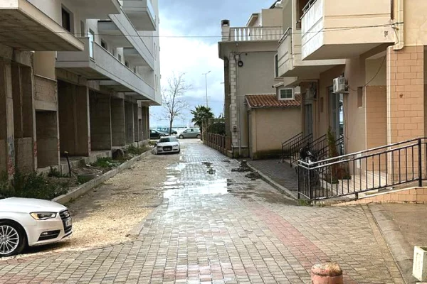 Shtepi ne shitje 2+1 ne Vlore - 180,000 Euro