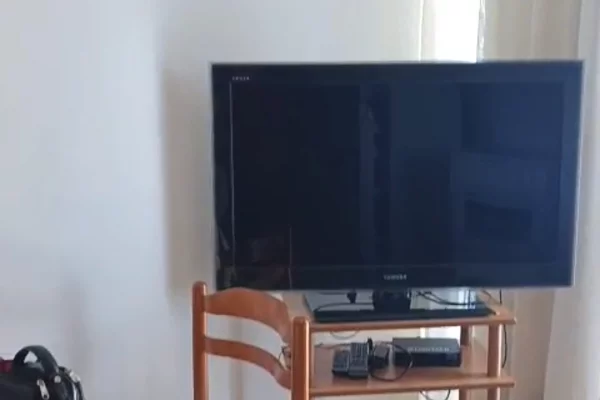 Shtepi me qera Apartament ne Tirane, 2+1, Mobilimi E mobiluar, Pagesa 50,000  Leke.