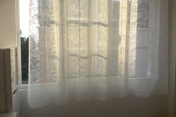Shtepi me qera Apartament ne Tirane, 1+1, Mobilimi E mobiluar, Pagesa 400  Euro.