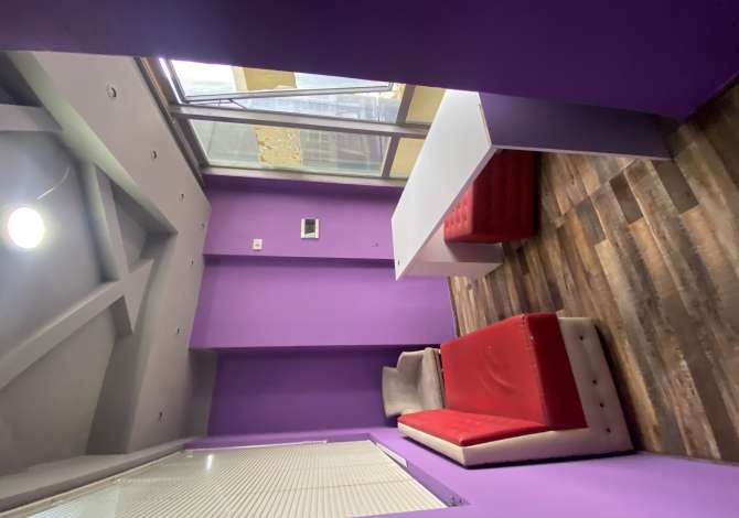 Ambient biznesi me qera 3+1 ne Tirane - 20,000 Leke