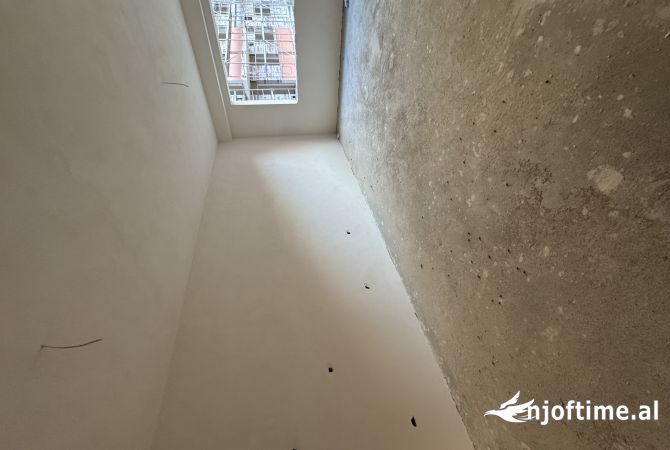 Appartamento in vendita a Tirana 1+1, Vuoto