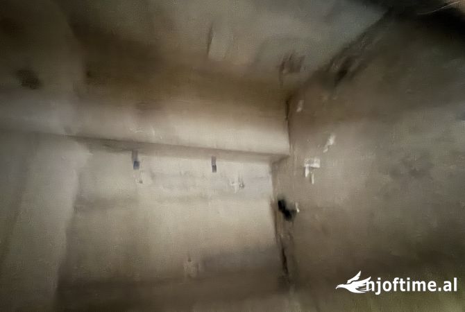 Appartamento in vendita a Tirana 1+1, Vuoto