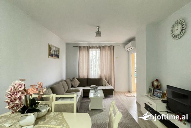 Appartamento in vendita a Tirana 1+1, Arredato