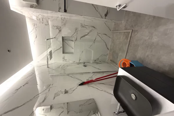 Shtepi me qera Apartament ne Tirane, 1+1, Mobilimi E mobiluar, Pagesa 1,000  Euro.