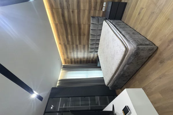 Shtepi me qera Apartament ne Tirane, 1+1, Mobilimi E mobiluar, Pagesa 50,000  Leke.