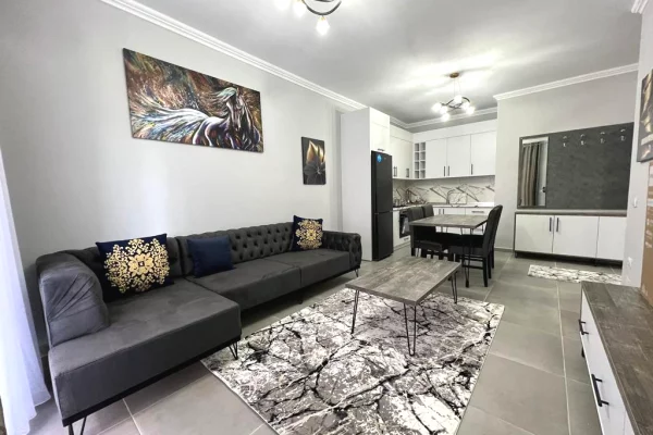 Apartament per qira 2+1+2 tek 📍5 Maji cmimi 600 Euro