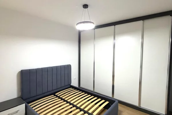 Appartamento in affitto a Tirana 2+1, Arredato