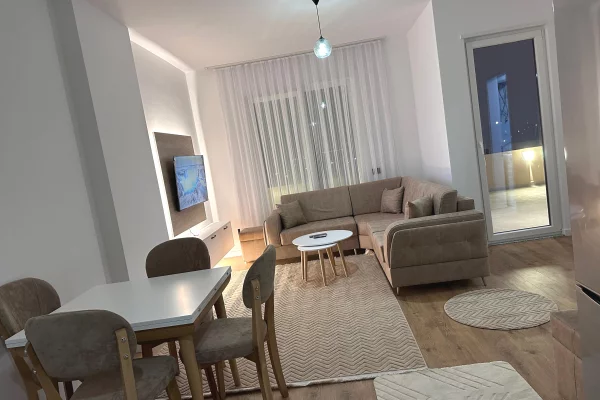 Shtepi me qera Apartament ne Tirane, 1+1, Mobilimi E mobiluar, Pagesa 45,000  Leke.