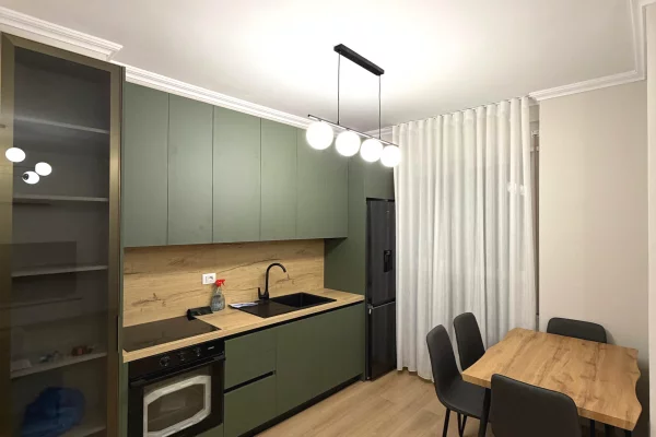 Shtepi me qera Apartament ne Tirane, 2+1, Mobilimi E mobiluar, Pagesa 800  Euro.