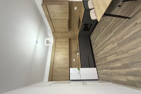 Shtepi me qera Apartament ne Tirane, 1+1, Mobilimi E mobiluar, Pagesa 450  Euro.