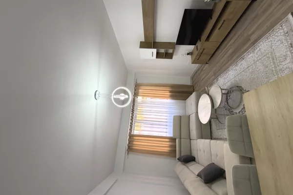 Shtepi me qera Apartament ne Tirane, 1+1, Mobilimi E mobiluar, Pagesa 450  Euro.