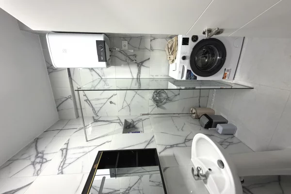 Shtepi me qera Apartament ne Tirane, 1+1, Mobilimi E mobiluar, Pagesa 450  Euro.