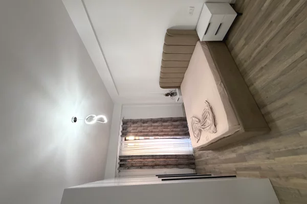 Shtepi me qera Apartament ne Tirane, 1+1, Mobilimi E mobiluar, Pagesa 450  Euro.