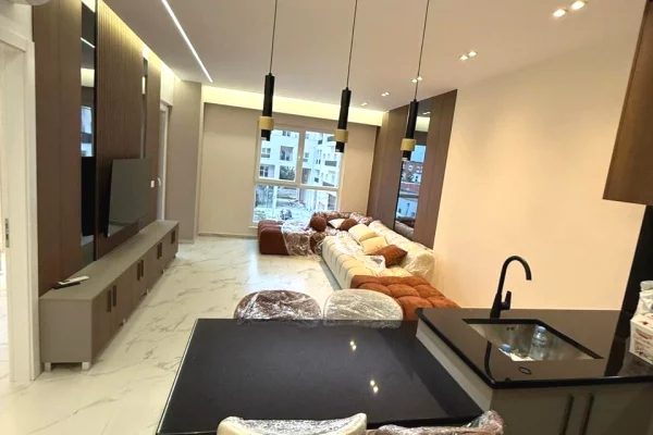 Shtepi me qera 1+1 ne Tirane - 750 Euro