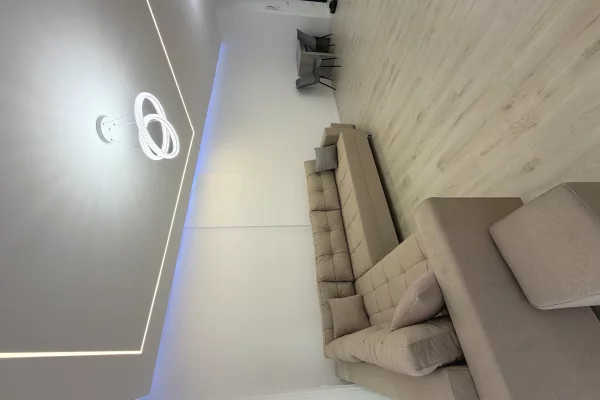 Shtepi me qera Apartament ne Tirane, 2+1, Mobilimi E mobiluar, Pagesa 80,000  Leke.