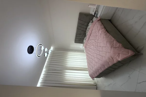 Shtepi me qera Apartament ne Tirane, 2+1, Mobilimi E mobiluar, Pagesa 60,000  Leke.
