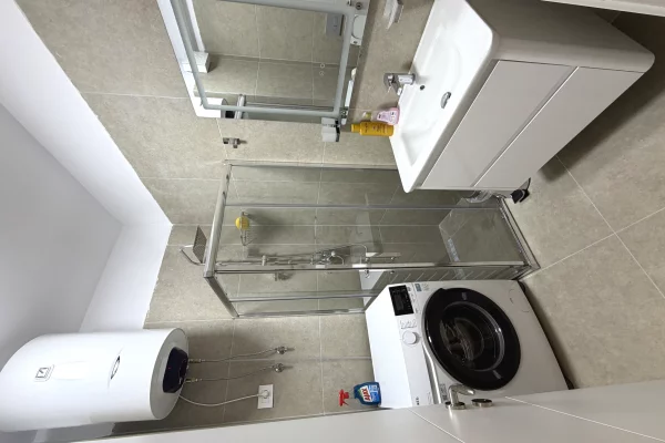 Shtepi me qera Apartament ne Tirane, 1+1, Mobilimi E mobiluar, Pagesa 50,000  Leke.