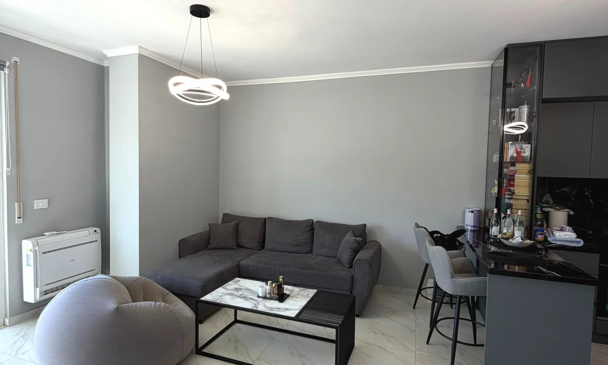 Shtepi me qera Apartament ne Tirane, 1+1, Mobilimi E mobiluar, Pagesa 500  Euro.