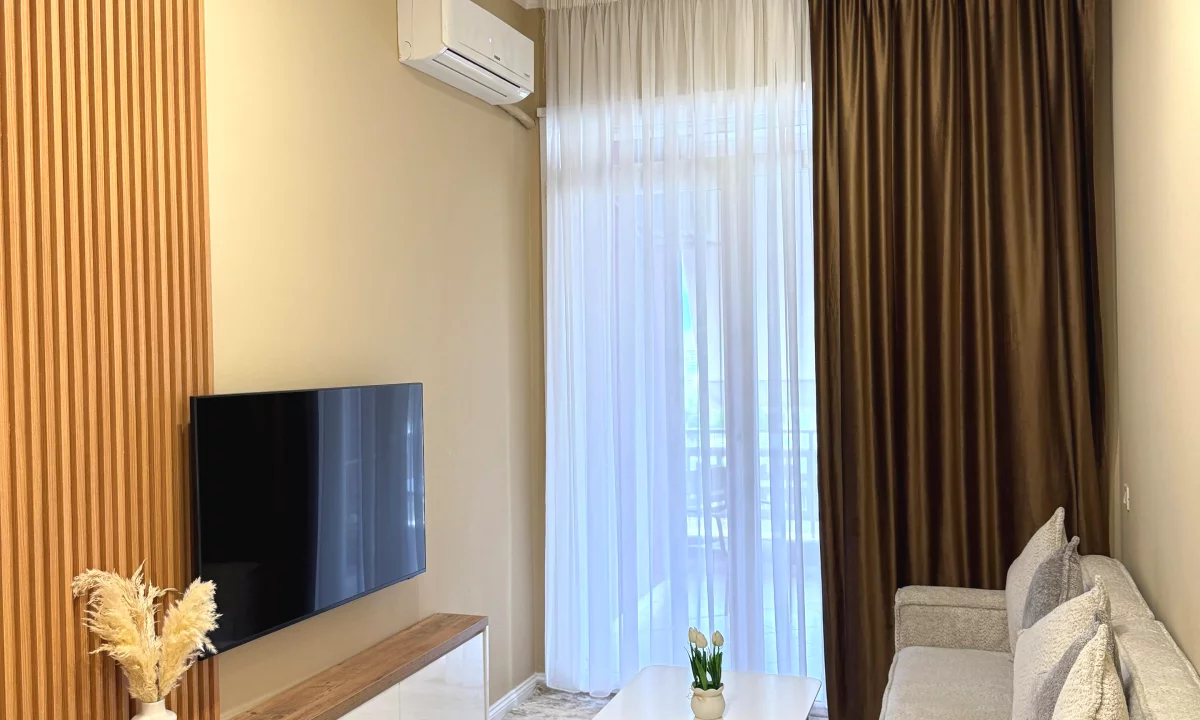 Shtepi me qera Apartament ne Tirane, 1+1, Mobilimi E mobiluar, Pagesa 800  Euro.