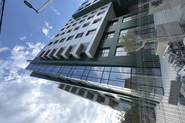 Shitet Apartament 1+1, 📍Ish Fusha e Aviacionit, Cmimi 131000 euro