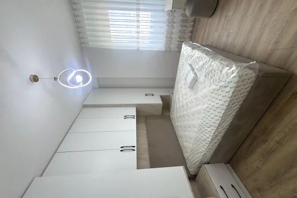 Shtepi ne shitje Apartament ne Tirane, 1+1, Mobilimi E mobiluar, Pagesa 105,000  Euro.