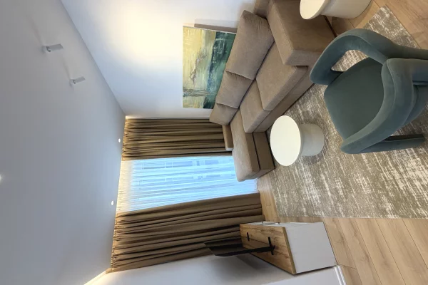 Shtepi me qera Apartament ne Tirane, 1+1, Mobilimi E mobiluar, Pagesa 105,000  Leke.