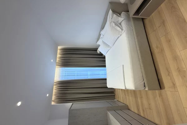 Shtepi me qera Apartament ne Tirane, 1+1, Mobilimi E mobiluar, Pagesa 105,000  Leke.