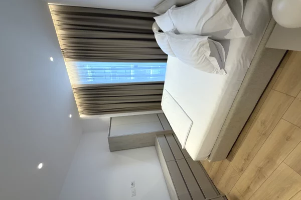 Shtepi me qera Apartament ne Tirane, 1+1, Mobilimi E mobiluar, Pagesa 105,000  Leke.
