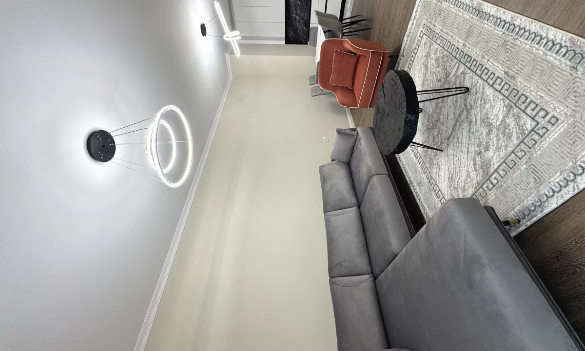 Shtepi me qera Apartament ne Tirane, 2+1, Mobilimi E mobiluar, Pagesa 80,000  Leke.