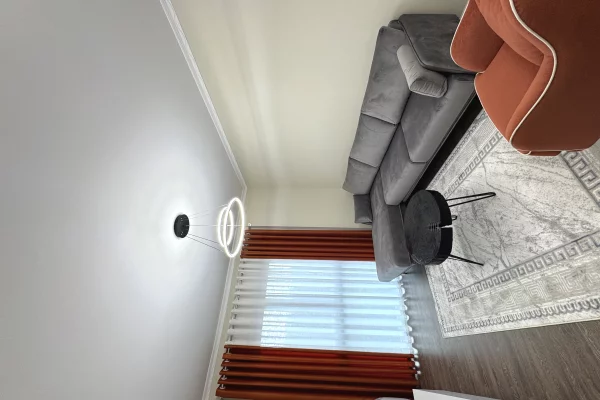 Shtepi me qera Apartament ne Tirane, 2+1, Mobilimi E mobiluar, Pagesa 80,000  Leke.