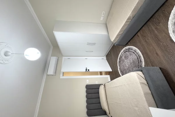 Shtepi me qera Apartament ne Tirane, 2+1, Mobilimi E mobiluar, Pagesa 80,000  Leke.