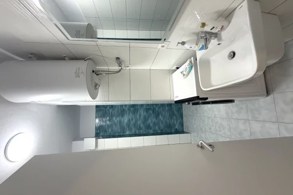 Shtepi me qera Apartament ne Tirane, 1+1, Mobilimi E mobiluar, Pagesa 50,000  Leke.