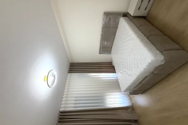 Shtepi me qera Apartament ne Tirane, 1+1, Mobilimi E mobiluar, Pagesa 60,000  Leke.