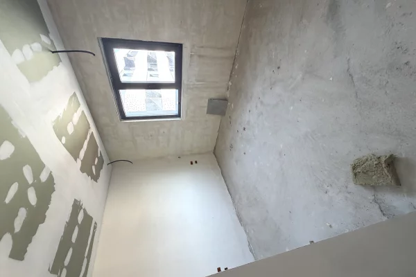Apartment for sale in Tirana 2+1, Emty