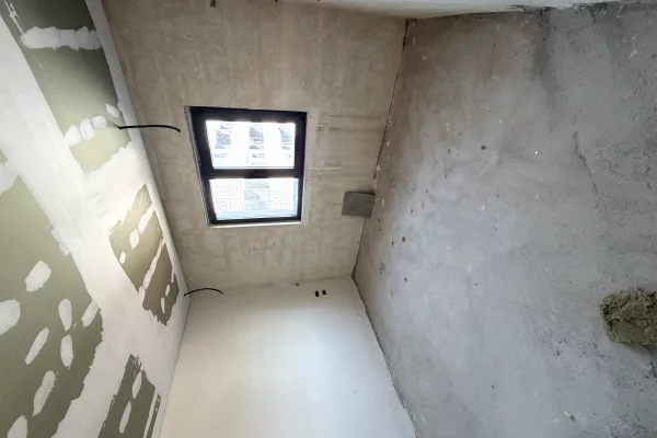 Apartment for sale in Tirana 2+1, Emty