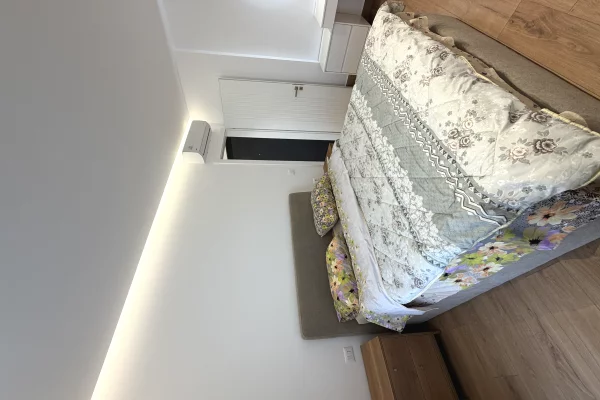 Shtepi me qera Apartament ne Tirane, 1+1, Mobilimi E mobiluar, Pagesa 60,000  Leke.